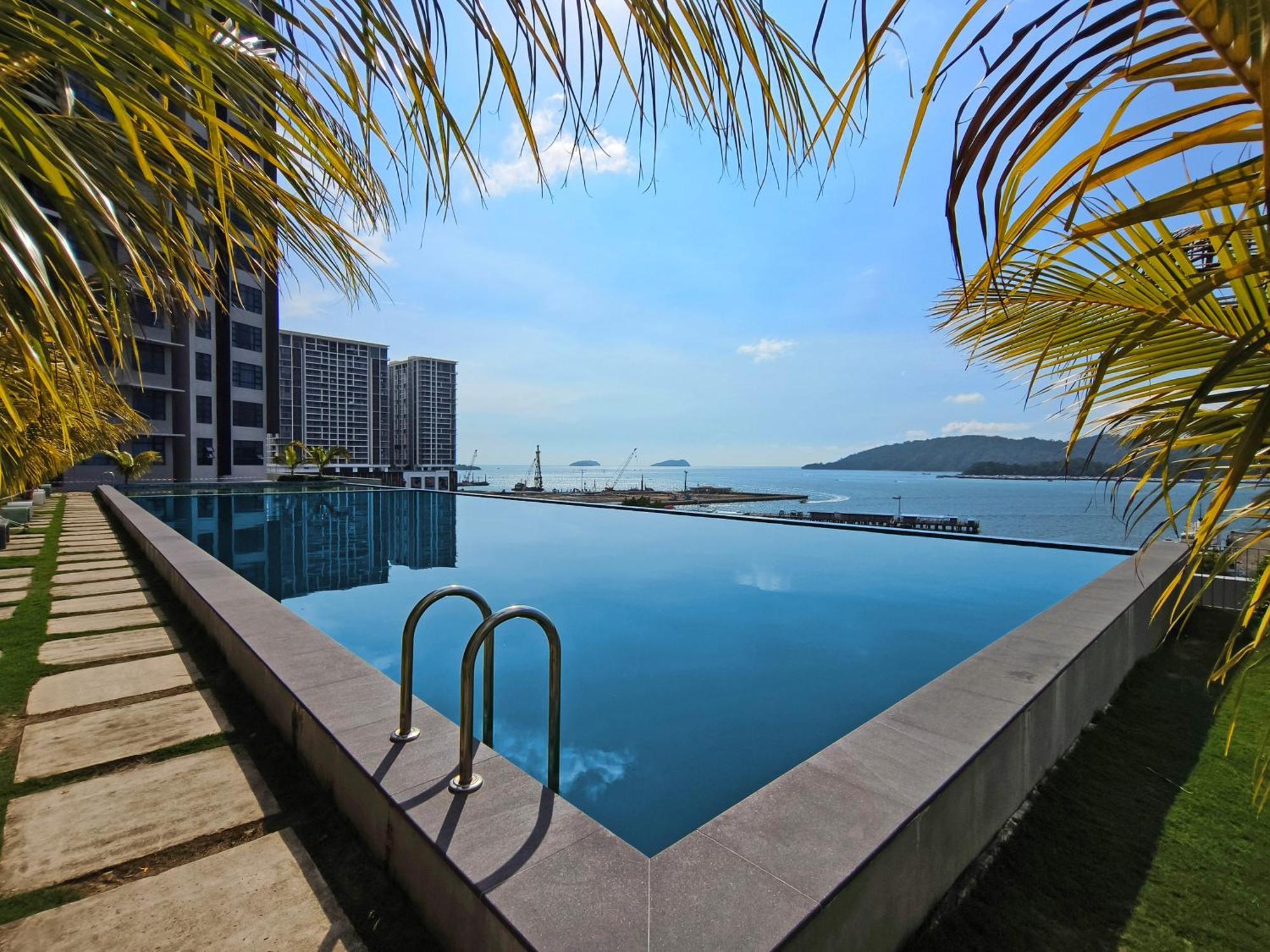 Just Chillin Jq Seaview Apartment Kota Kinabalu Exterior photo