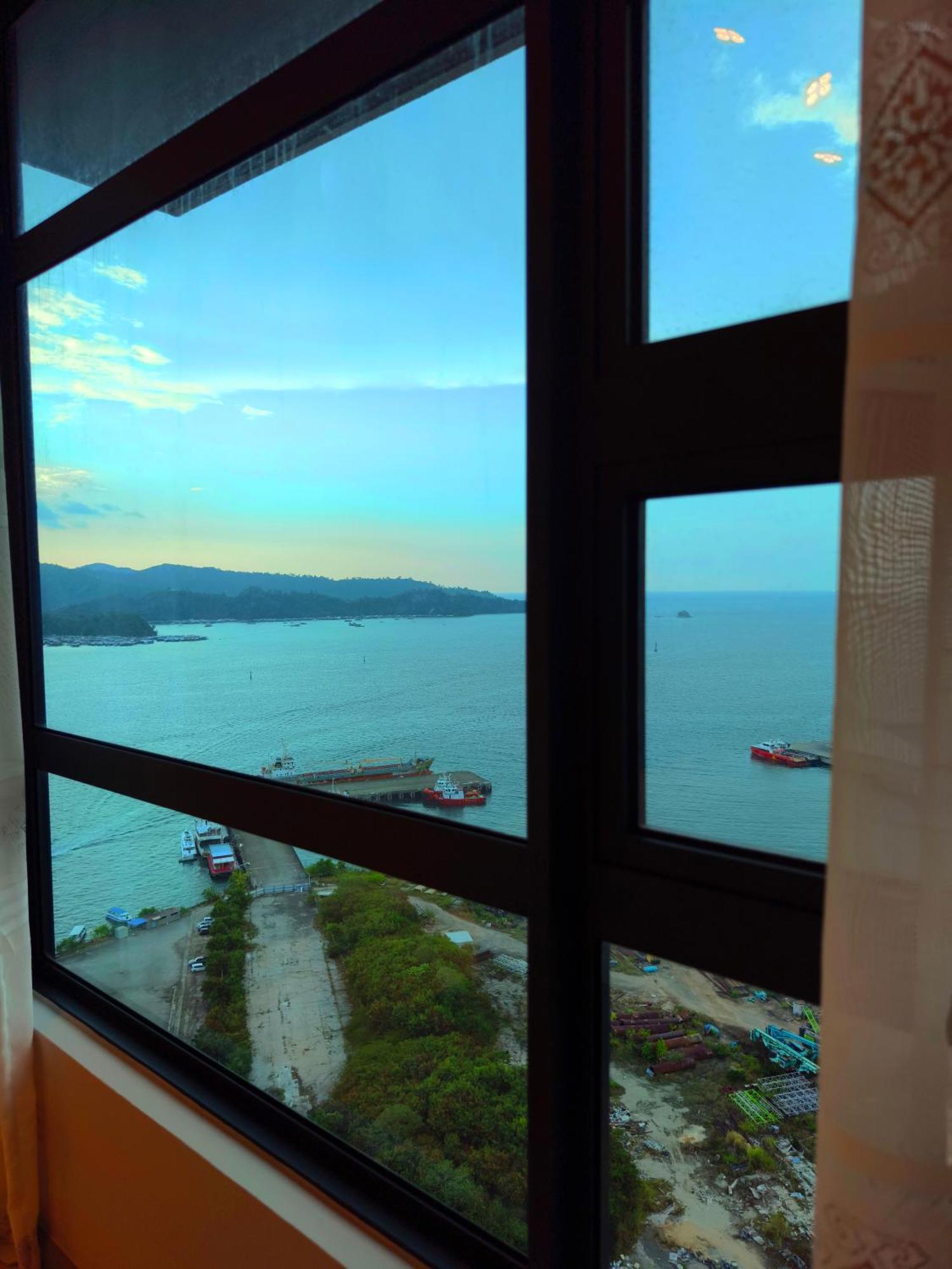 Just Chillin Jq Seaview Apartment Kota Kinabalu Exterior photo