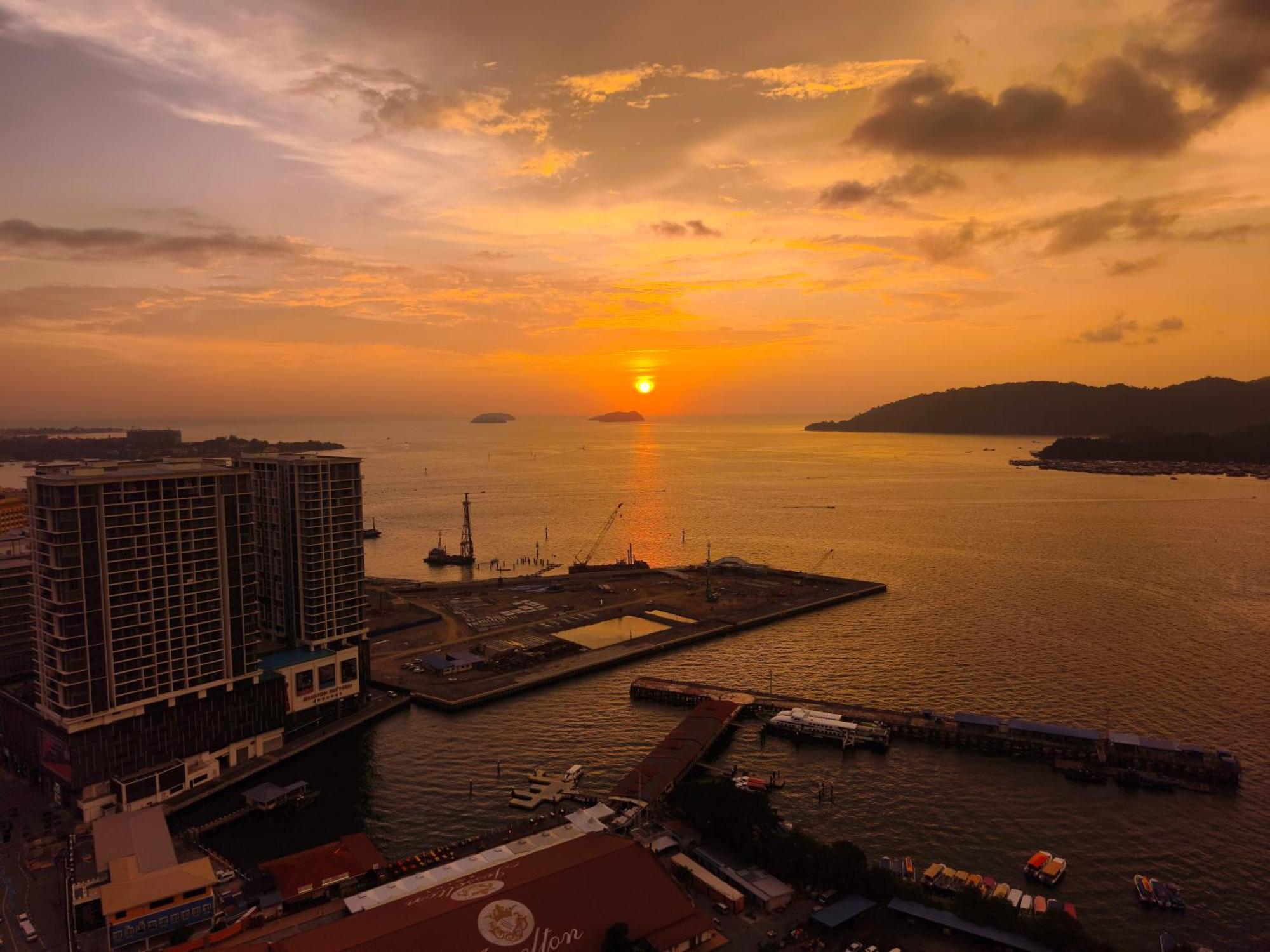 Just Chillin Jq Seaview Apartment Kota Kinabalu Exterior photo