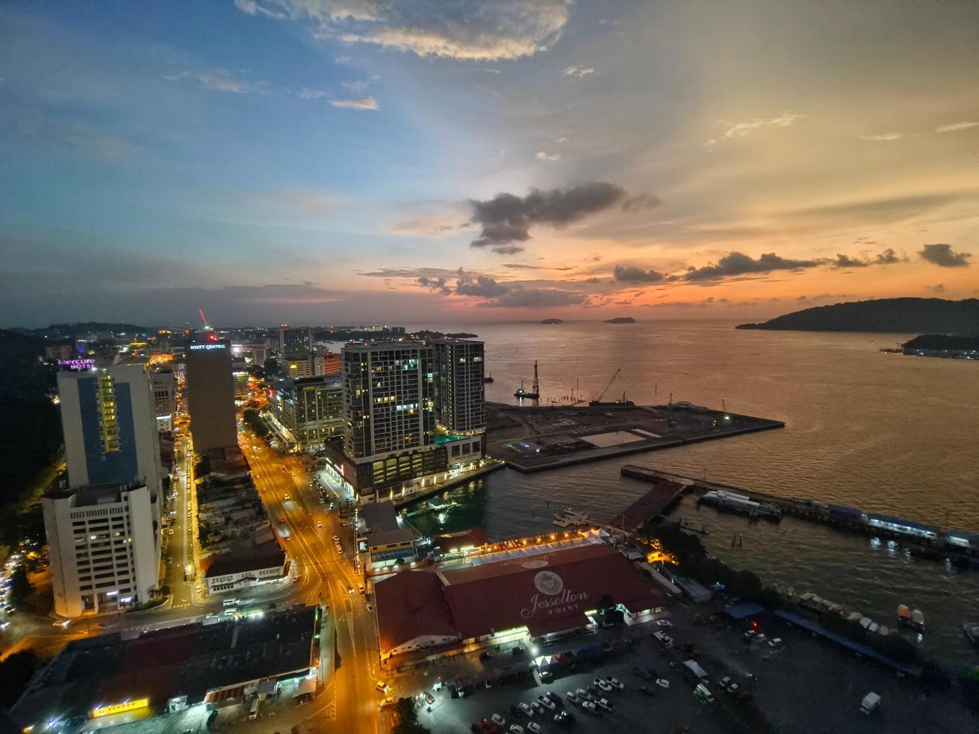 Just Chillin Jq Seaview Apartment Kota Kinabalu Exterior photo